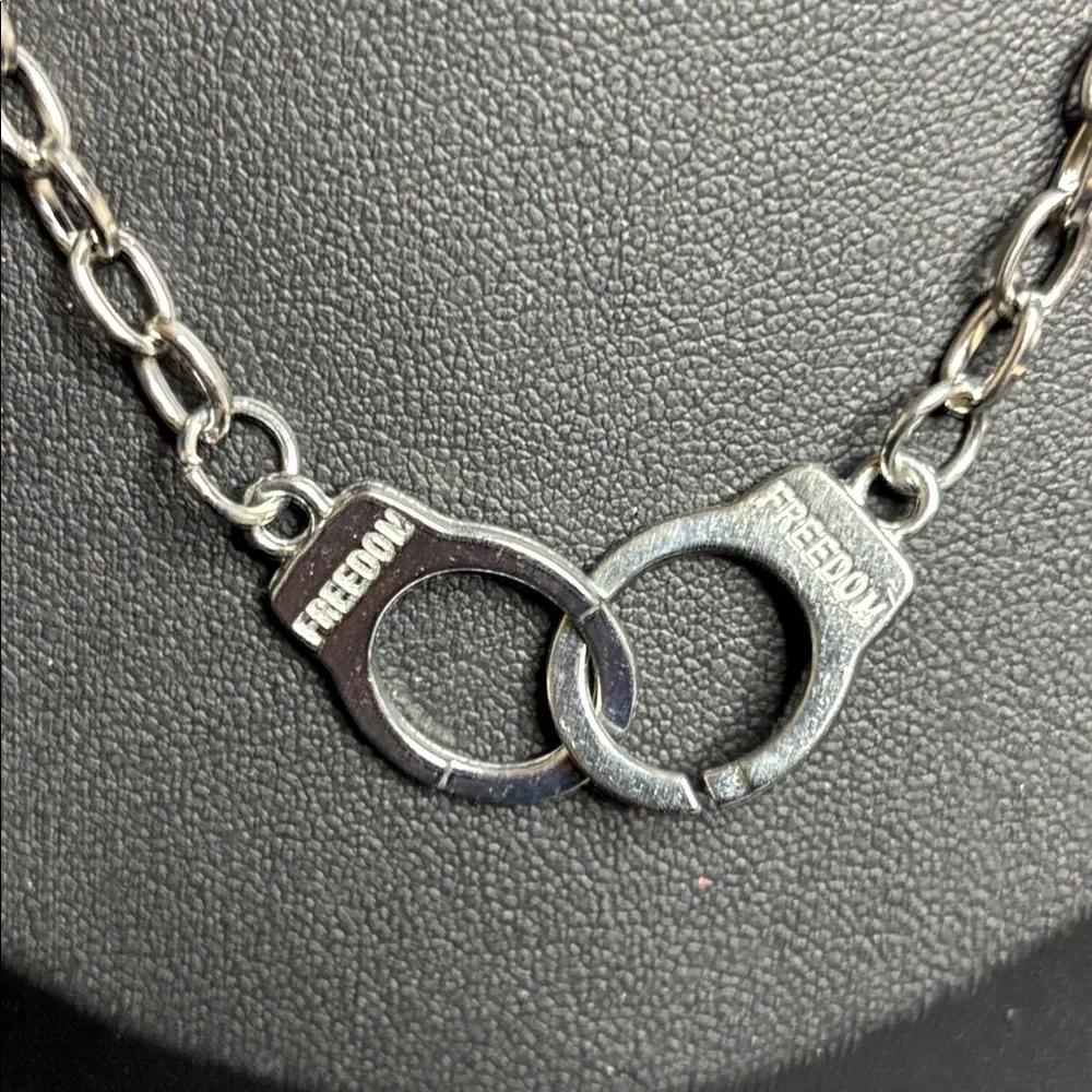 Freedom Handcuff Elegant Silver Chain Choker Necklace